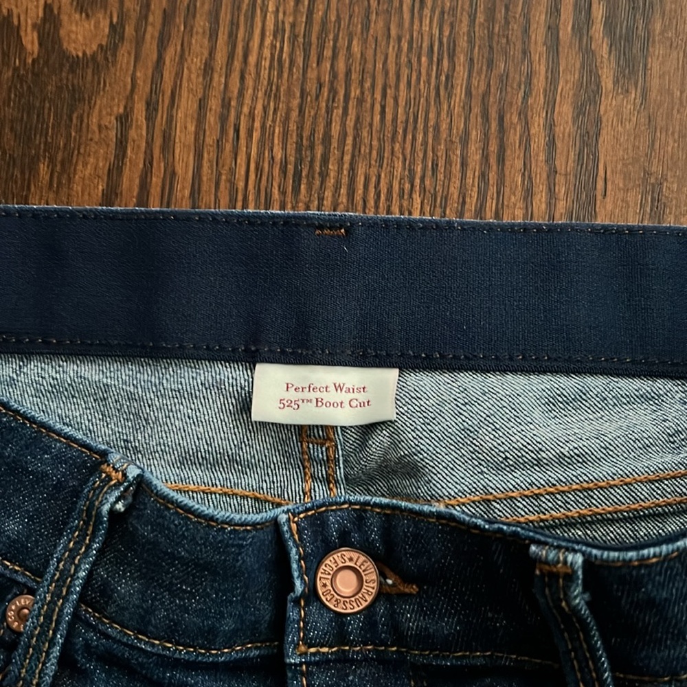 Levi's Women's Boot Cut Jeans - Indigo - Picture 9 of 11